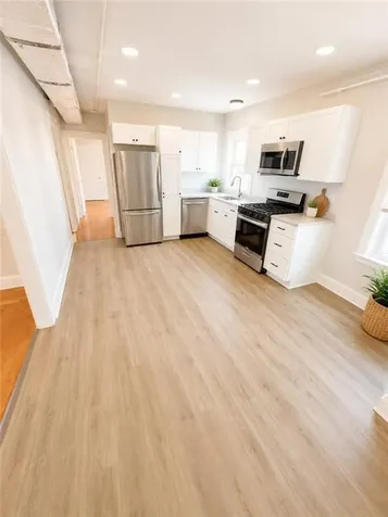 422 Pawtucket Avenue Pawtucket RI 02860