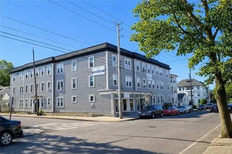 422 Pawtucket Avenue Pawtucket RI 02860
