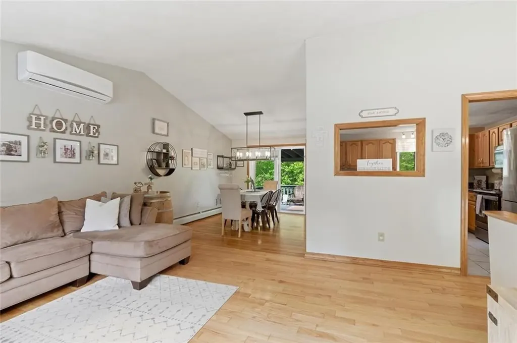 5 Dongay Road Smithfield RI 02917