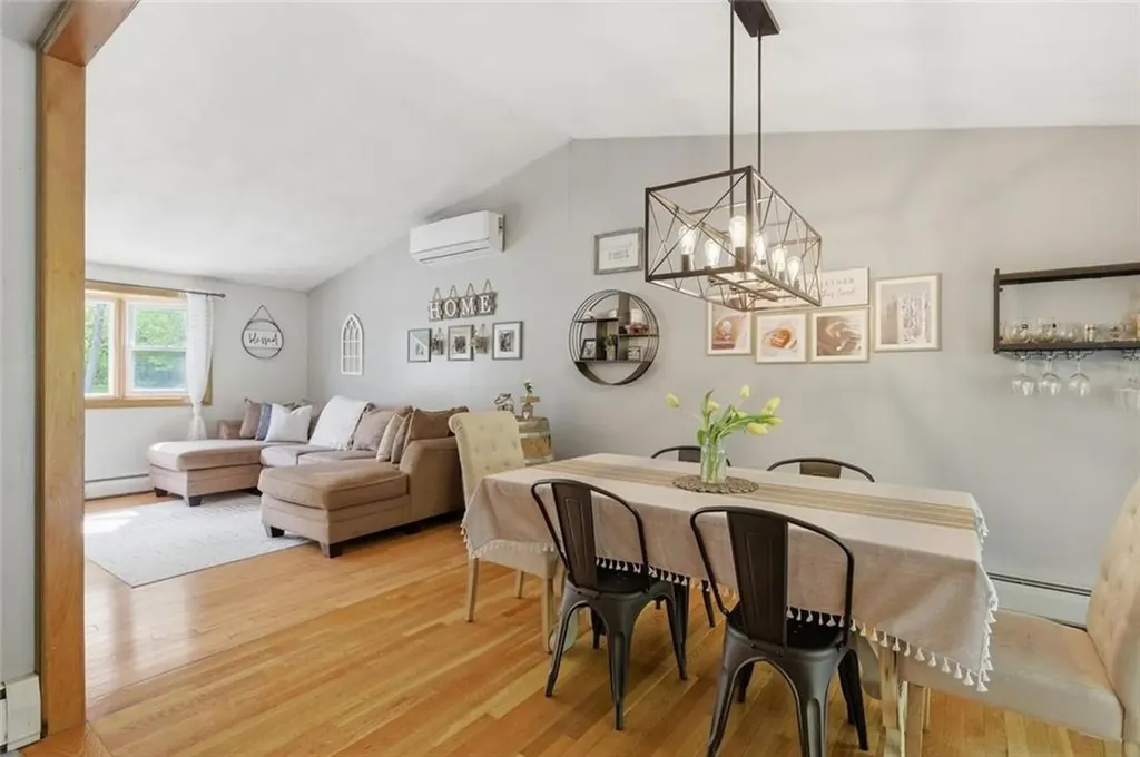 5 Dongay Road Smithfield RI 02917