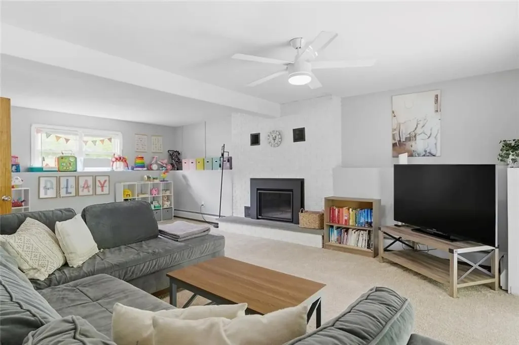 5 Dongay Road Smithfield RI 02917