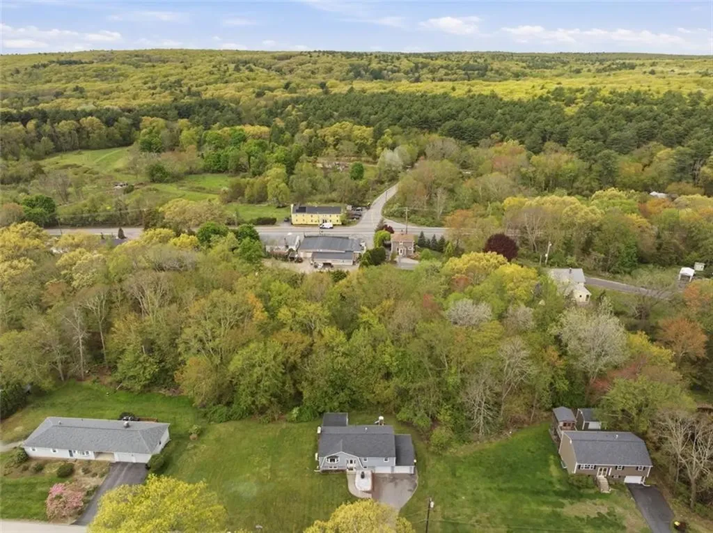 5 Dongay Road Smithfield RI 02917