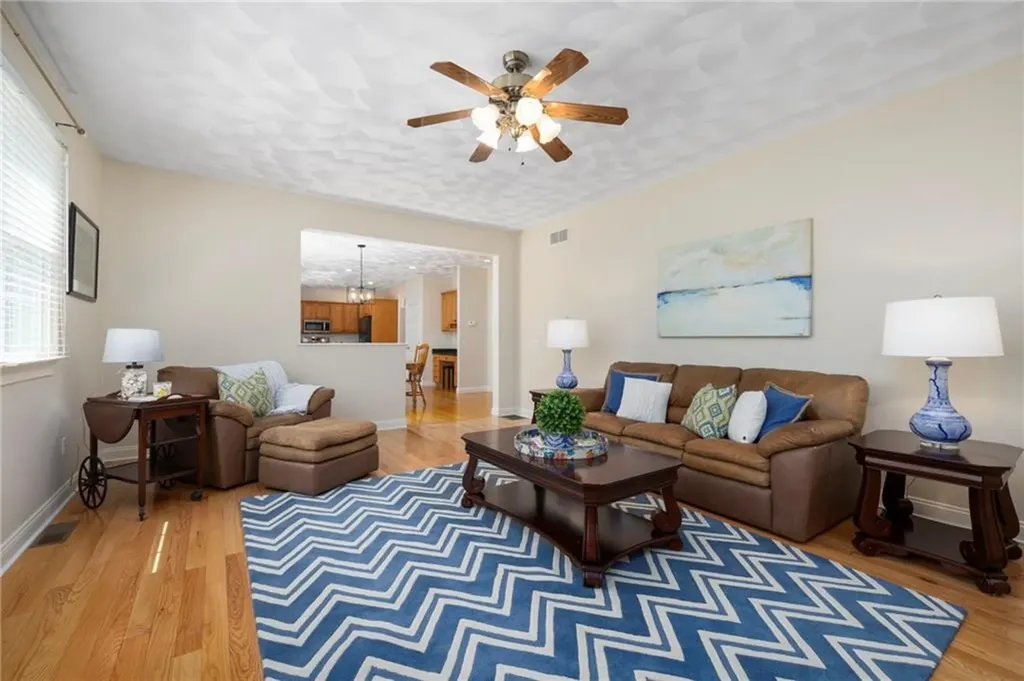 294 Sylvan Court North Kingstown RI 02874