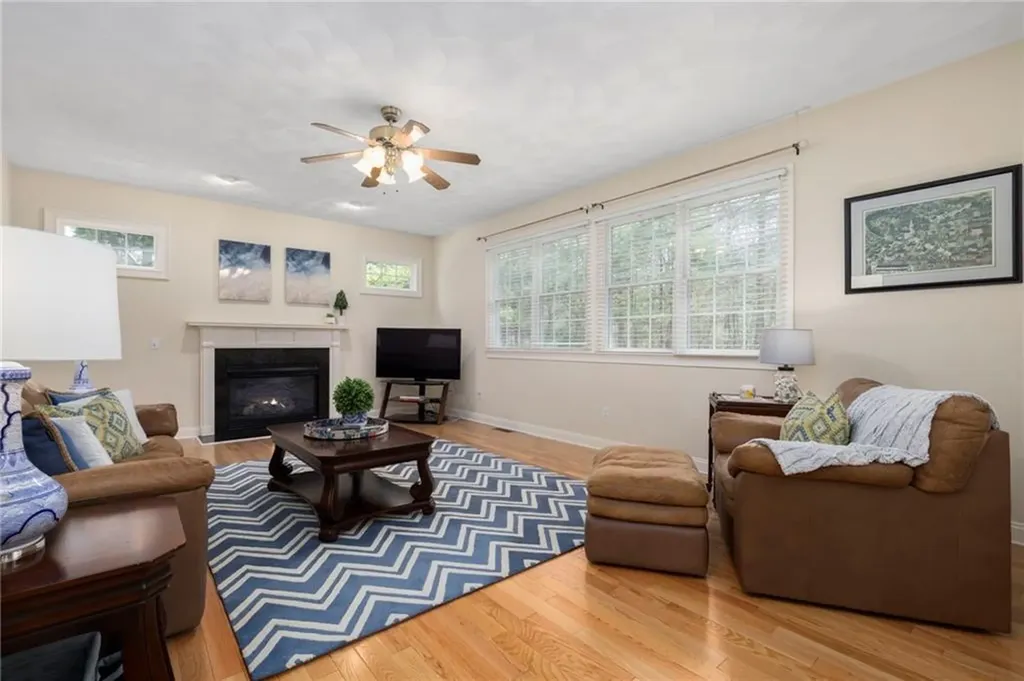 294 Sylvan Court North Kingstown RI 02874