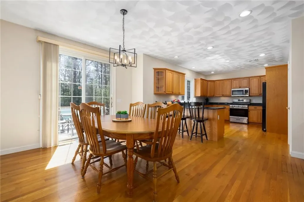 294 Sylvan Court North Kingstown RI 02874