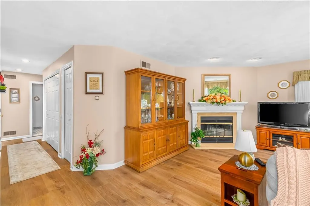 59 Scenic Drive West Warwick RI 02893