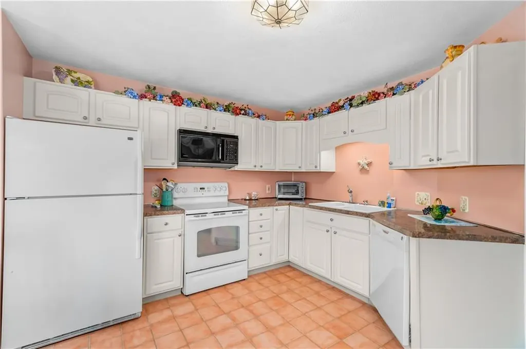 59 Scenic Drive West Warwick RI 02893