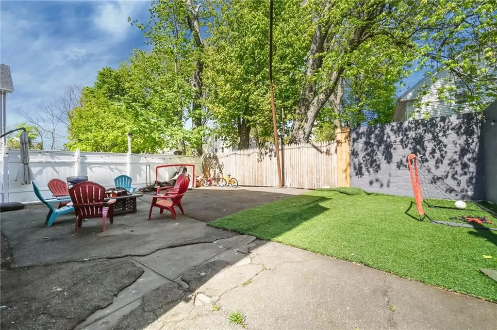 61 Robin Street Providence RI 02908