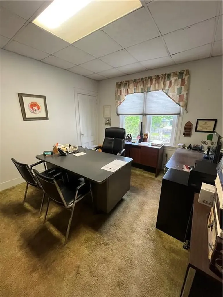 41 Washington Avenue Cranston RI 02920