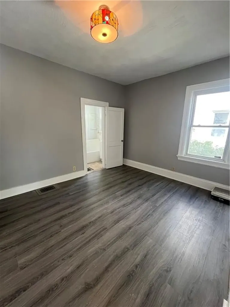 41 Washington Avenue Cranston RI 02920