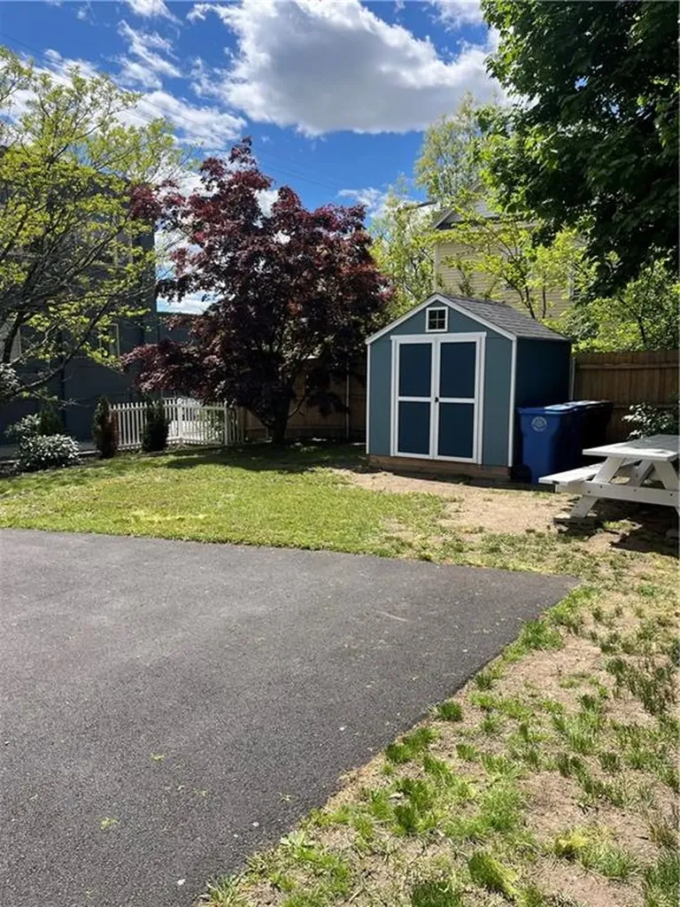41 Washington Avenue Cranston RI 02920