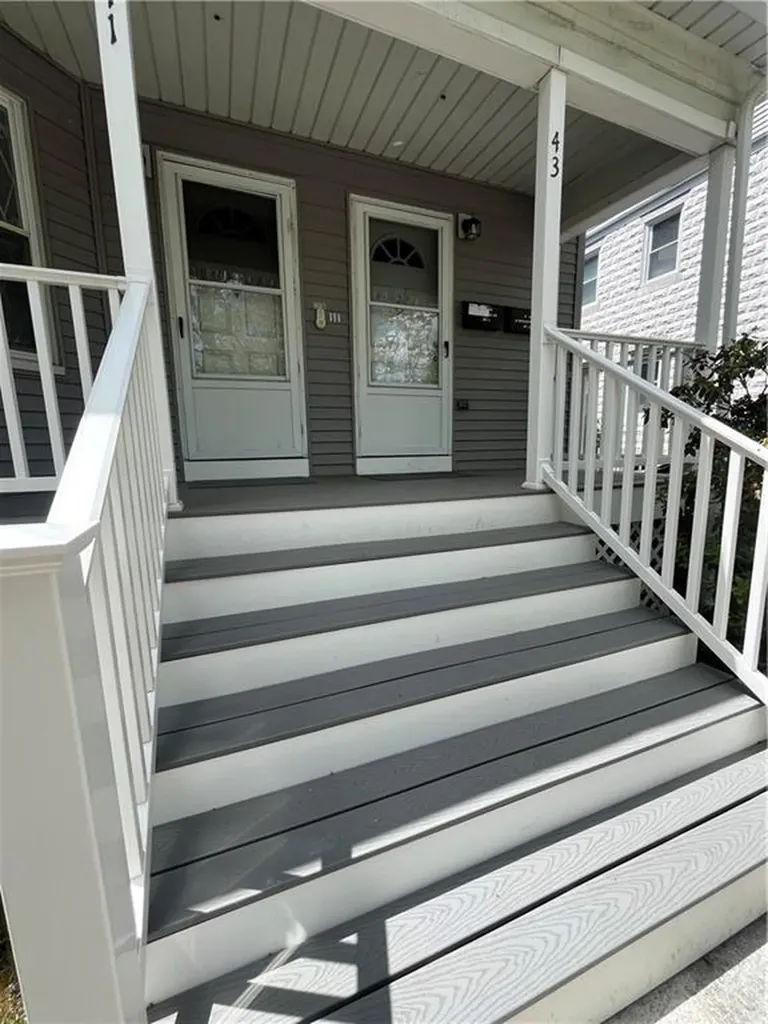 41 Washington Avenue Cranston RI 02920