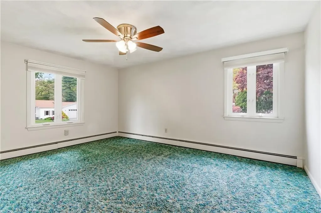 6 Bruce Drive North Smithfield RI 02896