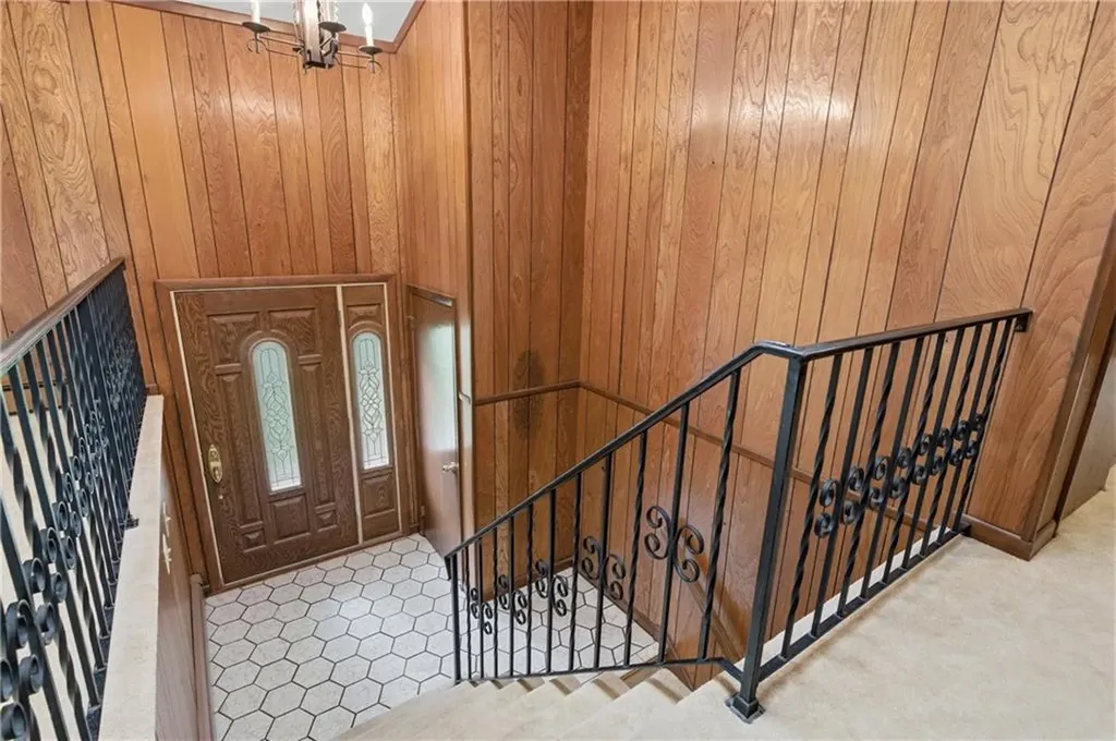 6 Bruce Drive North Smithfield RI 02896
