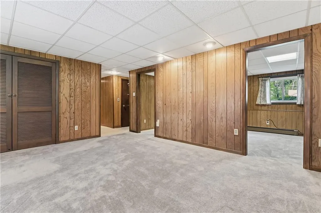 6 Bruce Drive North Smithfield RI 02896