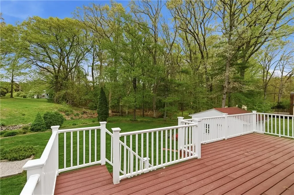 6 Bruce Drive North Smithfield RI 02896