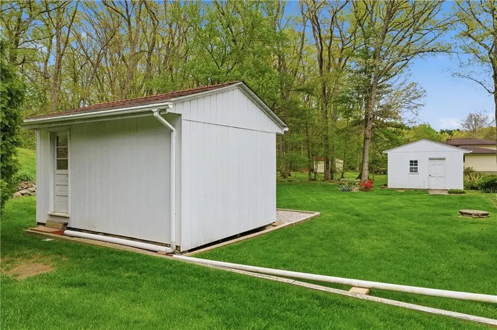 6 Bruce Drive North Smithfield RI 02896