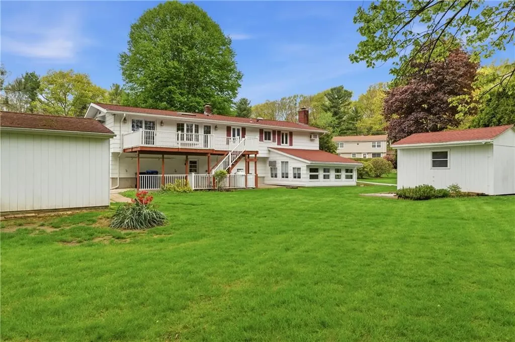 6 Bruce Drive North Smithfield RI 02896