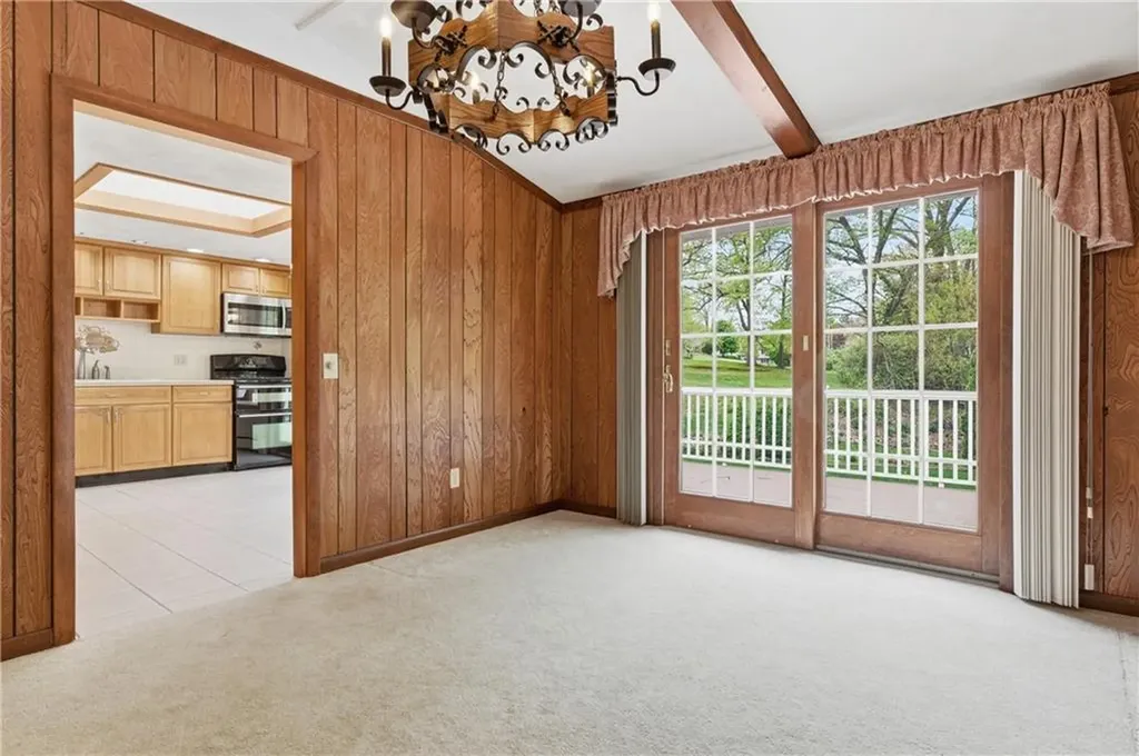 6 Bruce Drive North Smithfield RI 02896