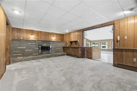 6 Bruce Drive North Smithfield RI 02896