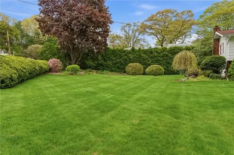 6 Bruce Drive North Smithfield RI 02896