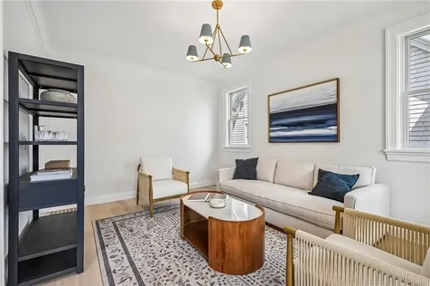 16 Lookout Lane Portsmouth RI 02871