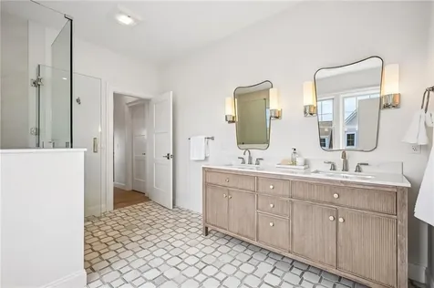 16 Lookout Lane Portsmouth RI 02871