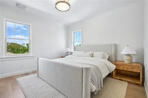 16 Lookout Lane Portsmouth RI 02871