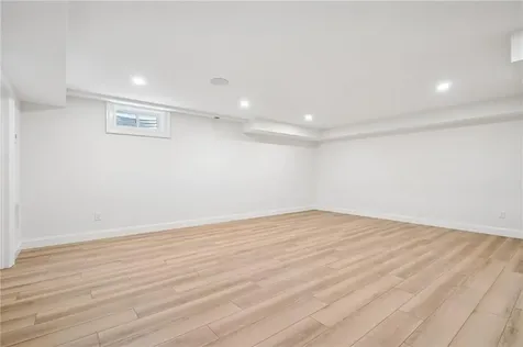 16 Lookout Lane Portsmouth RI 02871