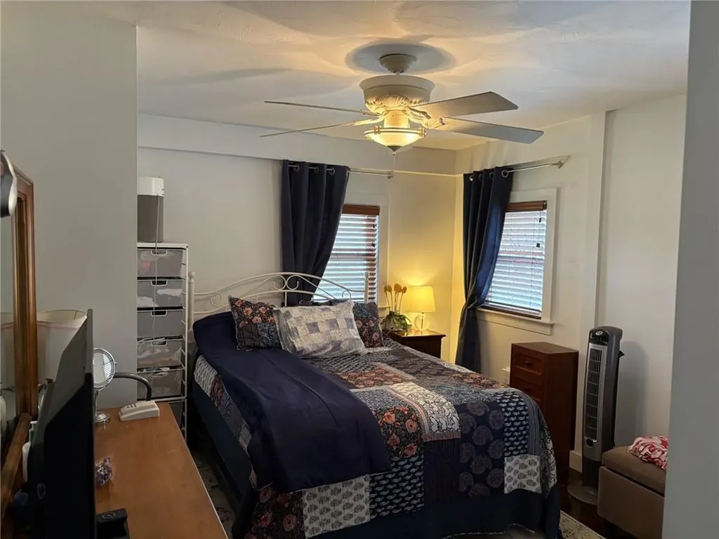 353 Massasoit Avenue East Providence RI 02914