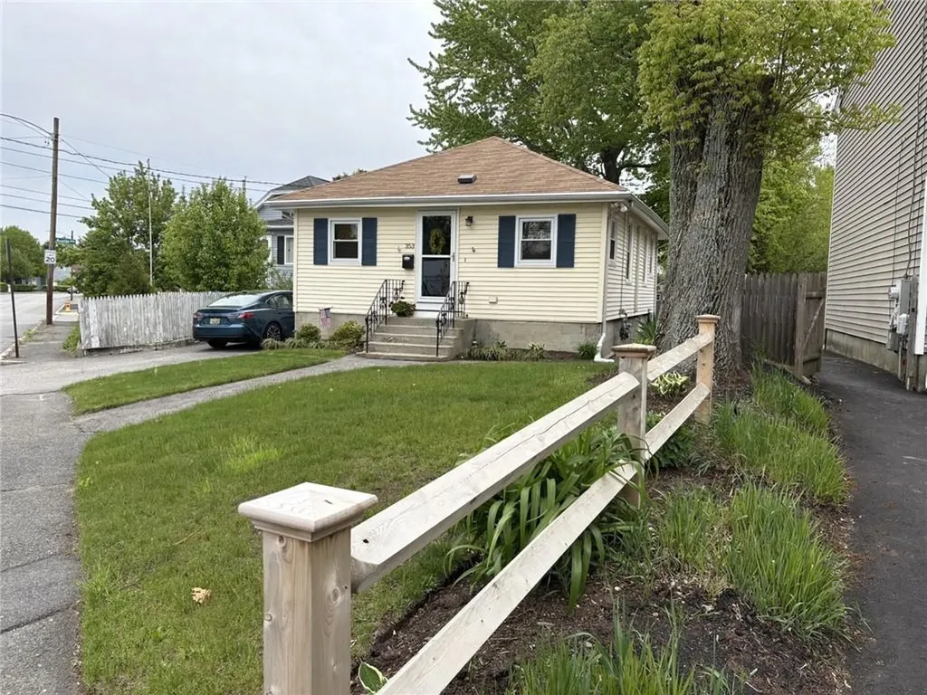 353 Massasoit Avenue East Providence RI 02914