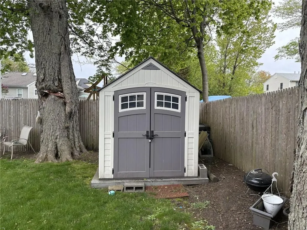 353 Massasoit Avenue East Providence RI 02914