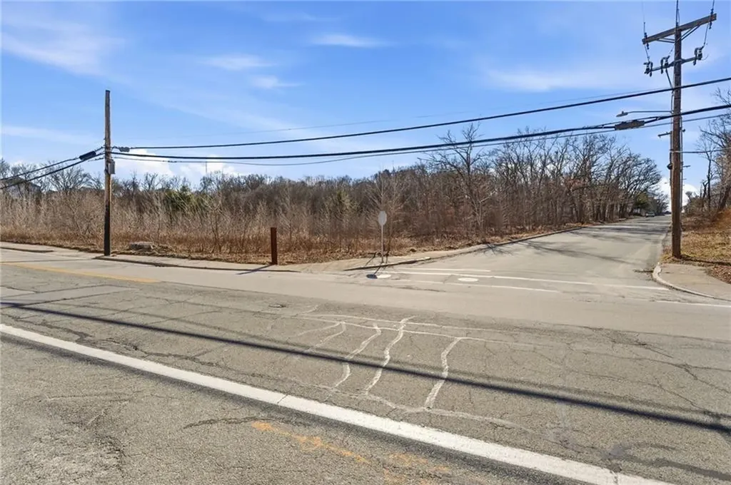 413 Manville Road Woonsocket RI 02895