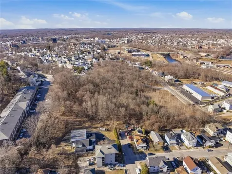 413 Manville Road Woonsocket RI 02895