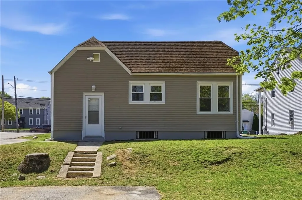 1567 Centerville Road Warwick RI 02886