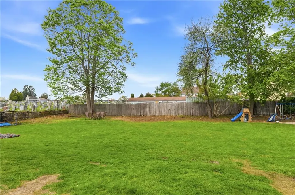 612 Rathbun Street Blackstone MA 01504