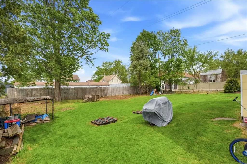 612 Rathbun Street Blackstone MA 01504
