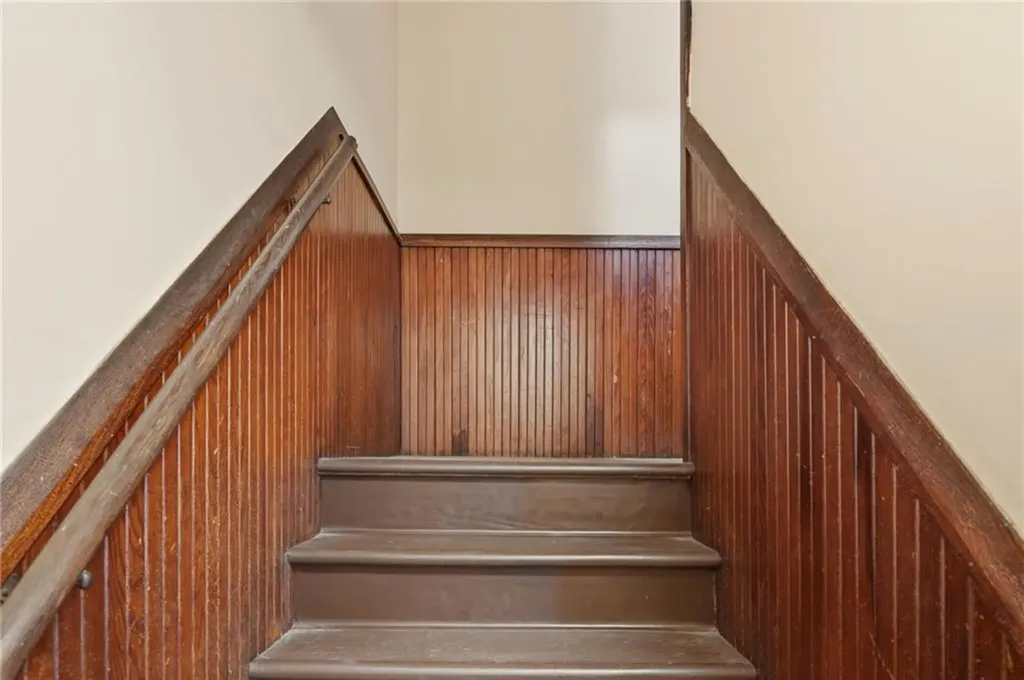 612 Rathbun Street Blackstone MA 01504