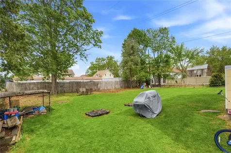 612 Rathbun Street Blackstone MA 01504