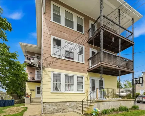612 Rathbun Street Blackstone MA 01504