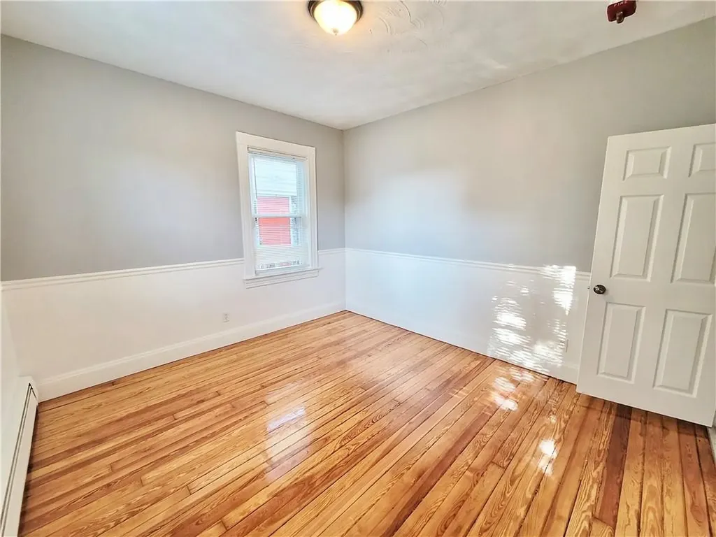 524 Charles Street Providence RI 02904