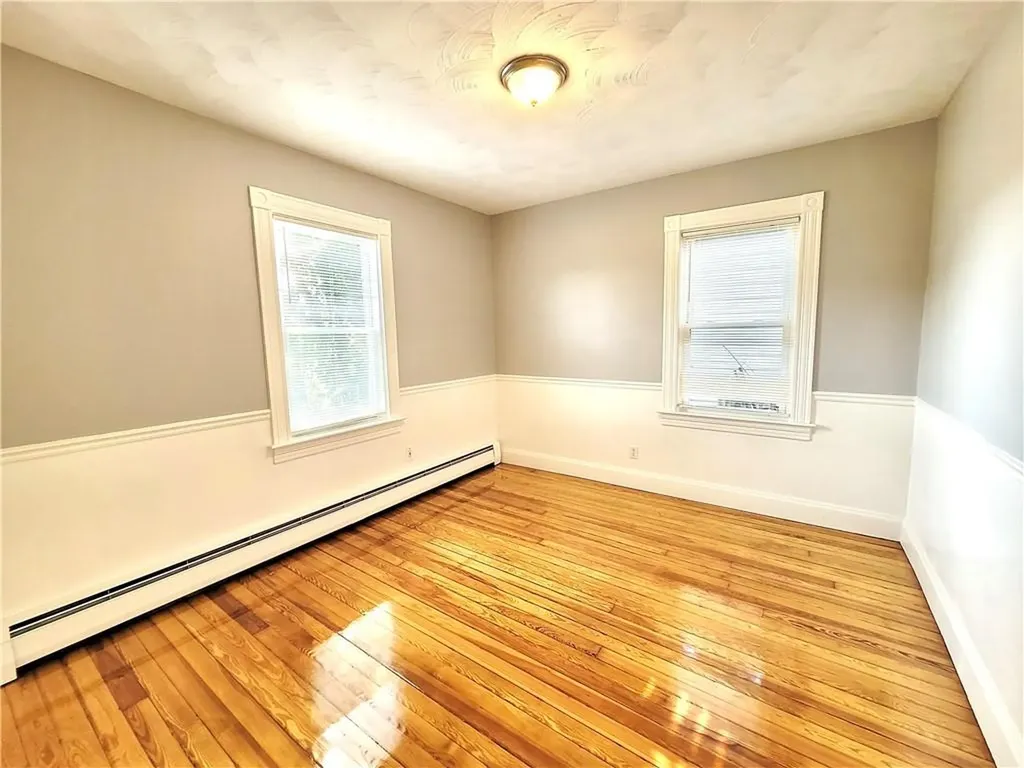 524 Charles Street Providence RI 02904