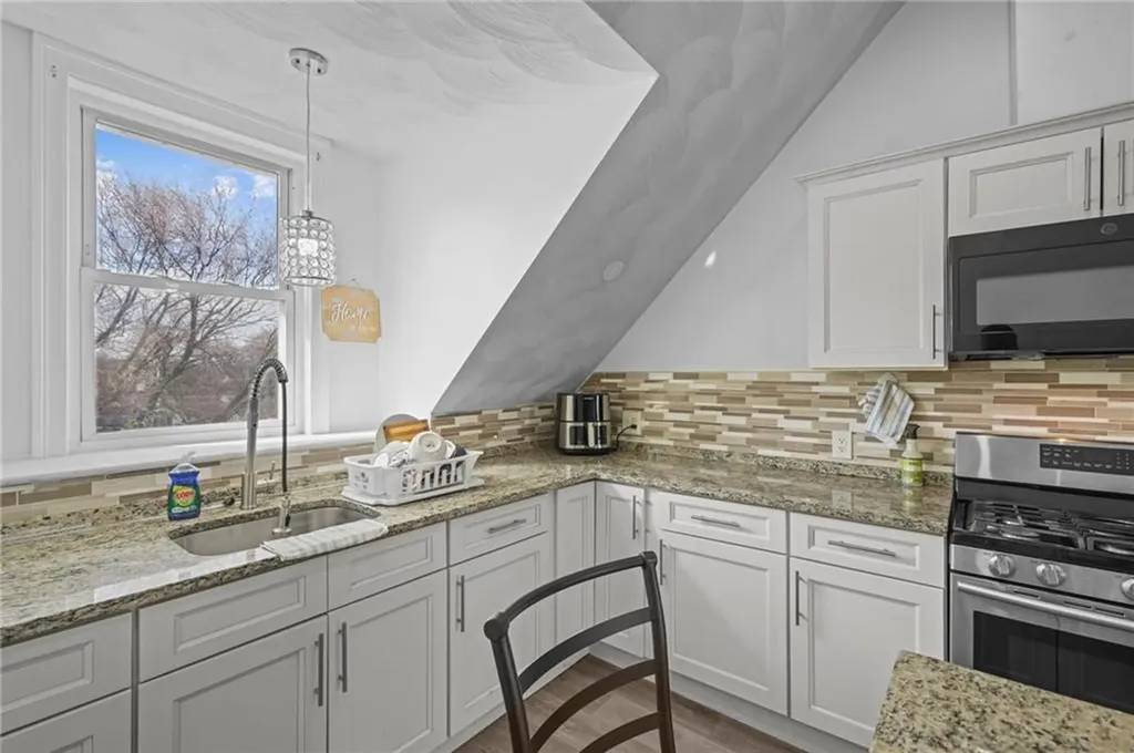 471 Smithfield Avenue Pawtucket RI 02860