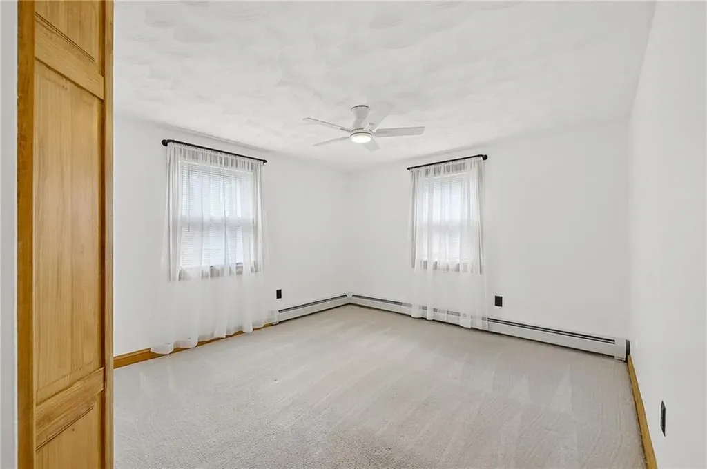 611 Lake Washington Drive Glocester RI 02814