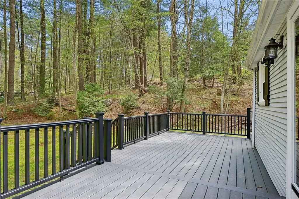 611 Lake Washington Drive Glocester RI 02814