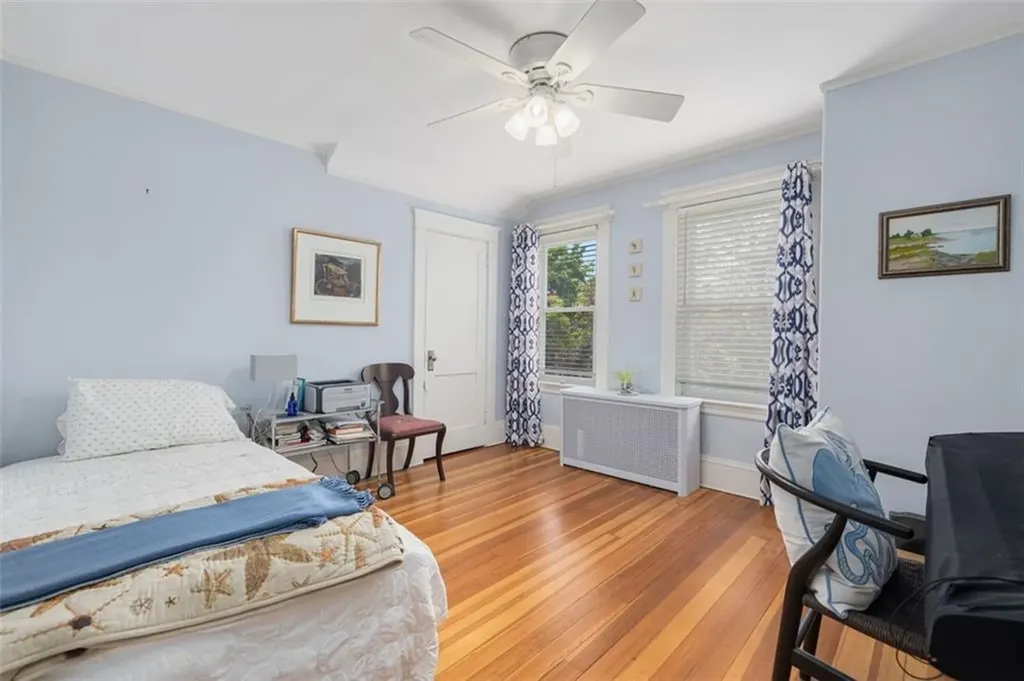 11 Glenwood Avenue Pawtucket RI 02860