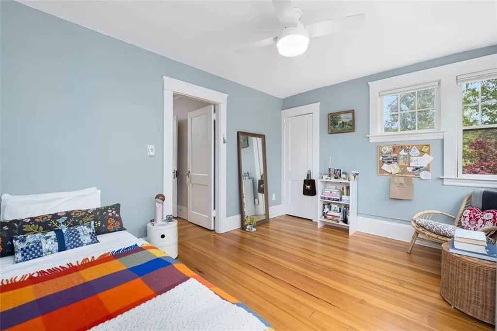 11 Glenwood Avenue Pawtucket RI 02860
