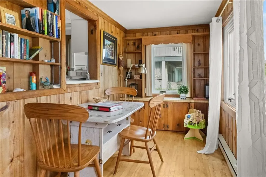 24 Dunes Road Narragansett RI 02882