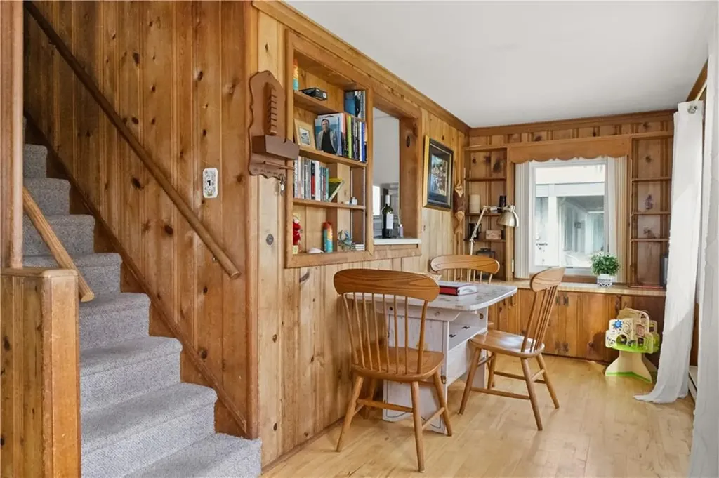 24 Dunes Road Narragansett RI 02882