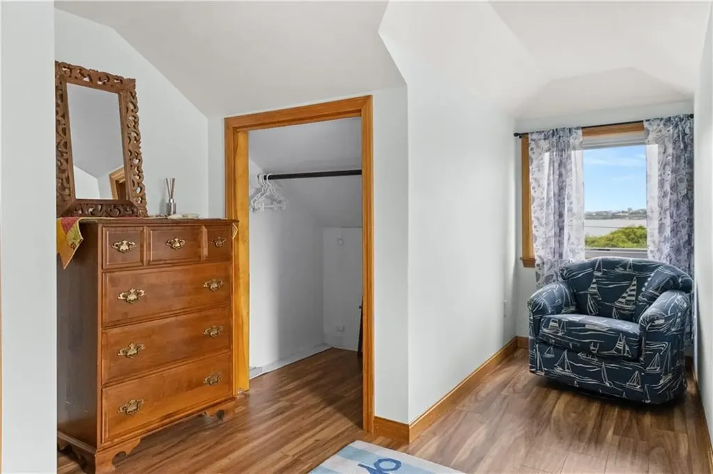 24 Dunes Road Narragansett RI 02882